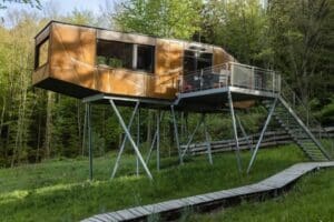 Baumhaus Burgblick: Panorama mit Blick auf die Burg Breuberg